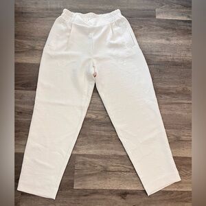 Women’s Cream Straight-Leg Pants | NWT | Size Small